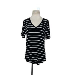 Old Navy black white stripes v neck short sleeves t shirt size Small